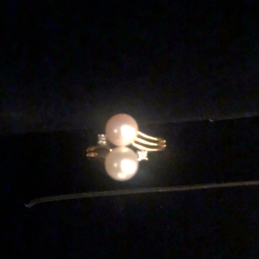 Pearl ring